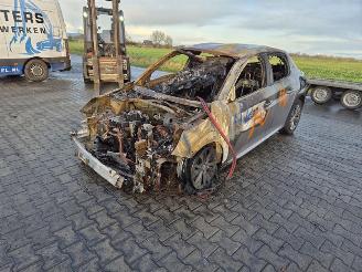 Peugeot e-208  picture 3