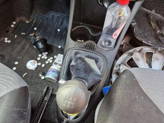 Peugeot 107 1.0 12v picture 7