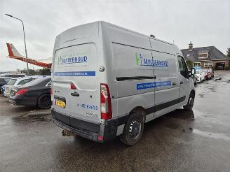 krockskadad bil bedrijf Opel Movano 2.3 CDTi 2015/4