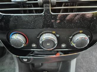 Renault Clio GrandTour 0.9 TCe picture 6