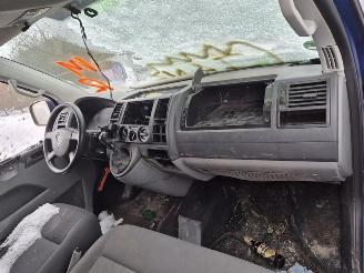 Volkswagen Transporter 2.5 TDi picture 5