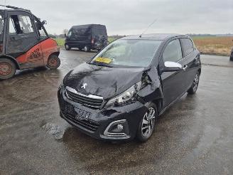 Peugeot 108 1.0 12v picture 3