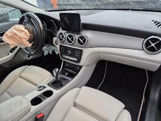 Mercedes GLA 180 picture 8