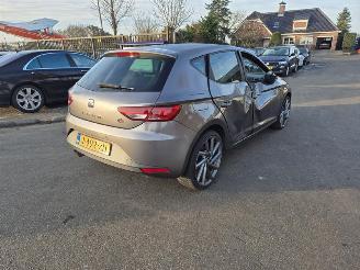 damaged passenger cars Seat Leon 1.8 TSi 2014/4