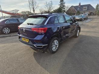  Volkswagen T-Roc 1.5 TSi 2019/6