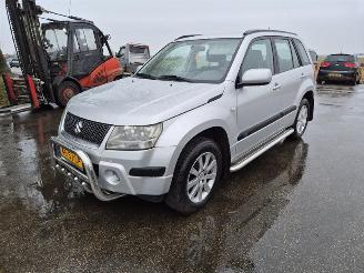 Suzuki Grand-vitara 2.0 16v picture 3