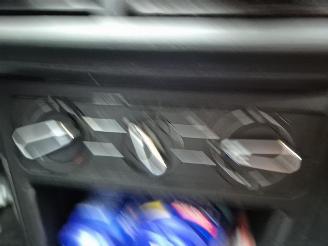 Volkswagen Polo 1.0 picture 6