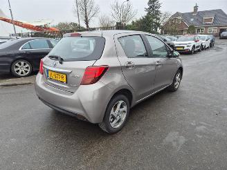 Schadeauto Toyota Yaris 1.5 Hybrid 2016/4