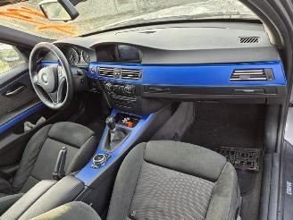 BMW 3-serie 318d Touring picture 5