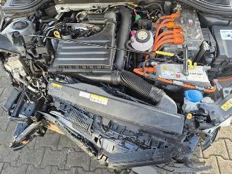 Volkswagen Golf GTE picture 11