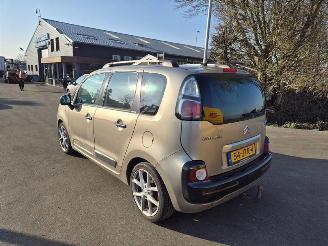 Citroën C3 picasso 1.4 16v picture 2