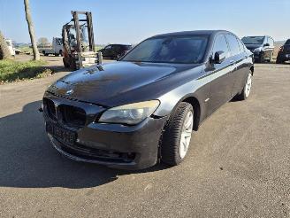 BMW 7-serie 750i picture 3