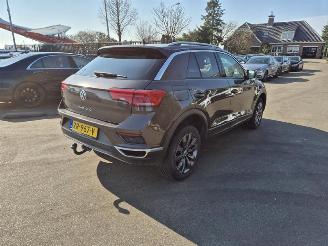 krockskadad bil auto Volkswagen T-Roc 1.0 TSi 2019/7
