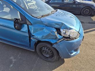 Mitsubishi Space-star 1.0 12v picture 5