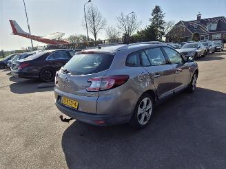 Avarii autoturisme Renault Mégane Grandtour 1.4 16v TCe 2010/2