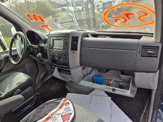 Volkswagen Crafter 2.0 TDi picture 5