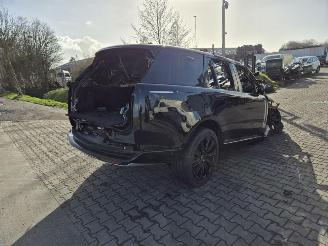 Vrakbiler auto Land Rover Range Rover P400 2024/8