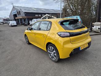 Peugeot 208 1.2 Vti picture 2