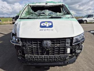 Volkswagen Transporter 2.0 TDi picture 4