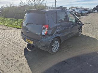 Salvage car Mitsubishi Colt 1.3 2009/6