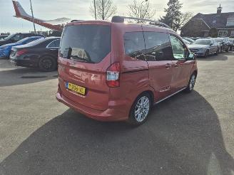 skadebil auto Ford Tourneo Courier 1.0 Ti-VCT EcoBoost 12v 2015/2