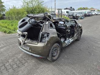 Vrakbiler auto Citroën C3 1.2 Vti 2014/5