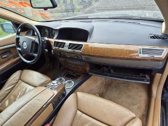 BMW 7-serie 735 i picture 5