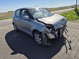 Suzuki Swift 1.3 picture 4