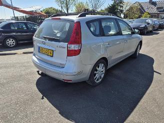 skadebil auto Hyundai I-30 Crosswagon 1.4 2010/4