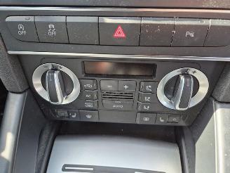 Audi A3 Cabrio 2.0 TDi picture 7