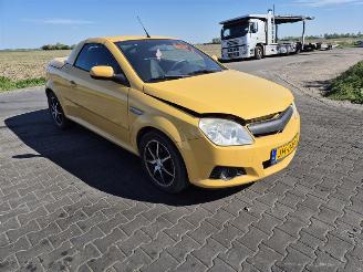 Opel Tigra 1.4 picture 4