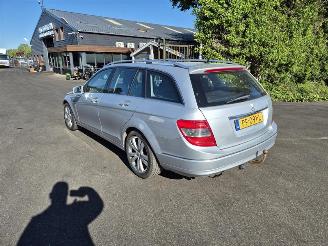 Mercedes C-klasse C 180 KOMPRESSOR estate picture 2