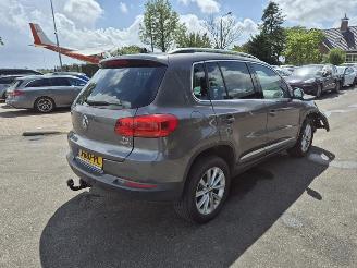 skadebil auto Volkswagen Tiguan 1.4 TSi 2014/1