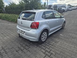 Vrakbiler auto Volkswagen Polo 1.2 TDi 2010/8