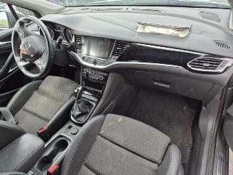 Opel Astra 1.0 Turbo picture 10