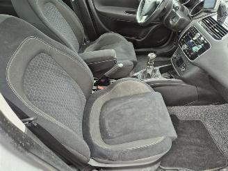 Fiat Punto .09 TwinAir Turbo picture 8