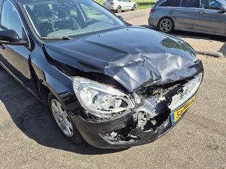 Volvo V-60 T3 picture 5