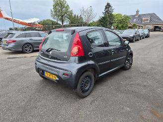 Coche accidentado Peugeot 107 1.0 12v 2011/7