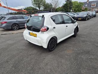 Coche accidentado Toyota Aygo 1.0 12v 2012/10