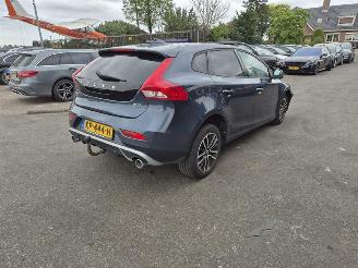 Avarii autoturisme Volvo V-40 D2 2016/11