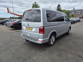 krockskadad bil bedrijf Volkswagen Transporter 2.0 BiTDi 2015/12