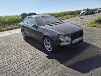 Mercedes CLK 200K picture 4