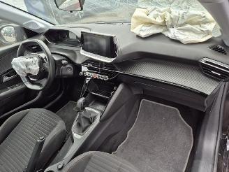 Peugeot 208 1.2 Vti picture 7