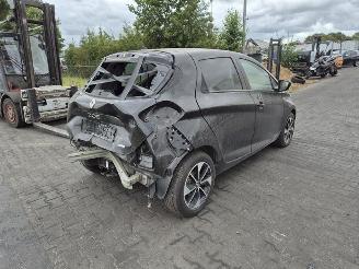 Salvage car Renault Zoé R110 2019/4