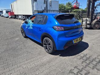 Peugeot 208 1.2 Vti picture 2