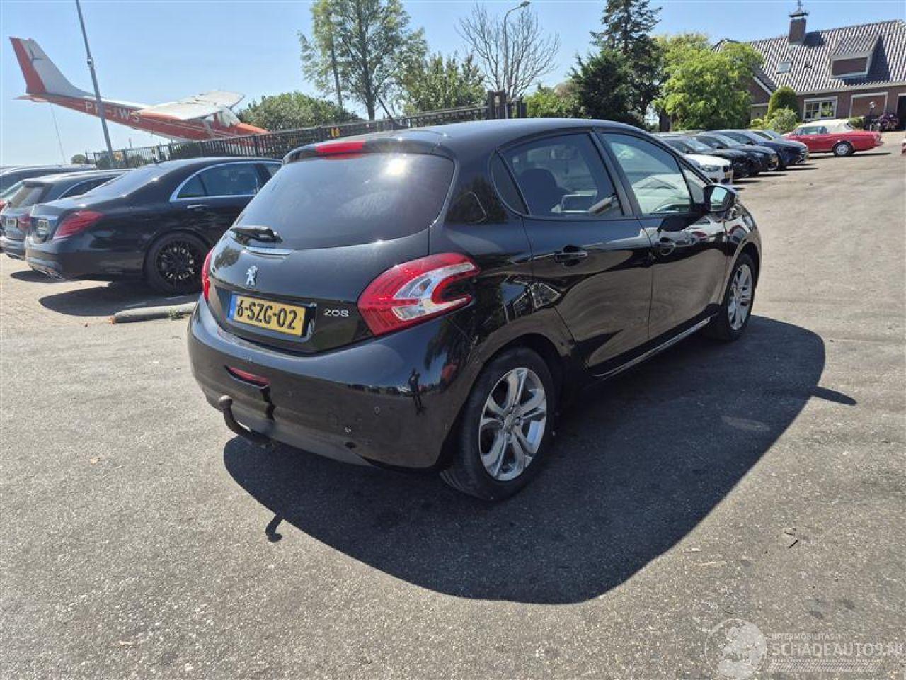 Peugeot 208 1.2 Vti
