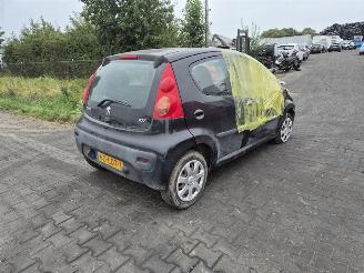 Uttjänta bilar auto Peugeot 107 1.0 2010/3