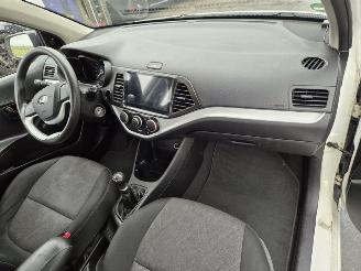 Kia Picanto 1.0 12v picture 5