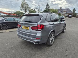 krockskadad bil auto BMW X5 XDRIVE40E 2015/9
