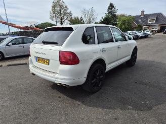 krockskadad bil auto Porsche Cayenne 4.5 V8 331KW 2004/7